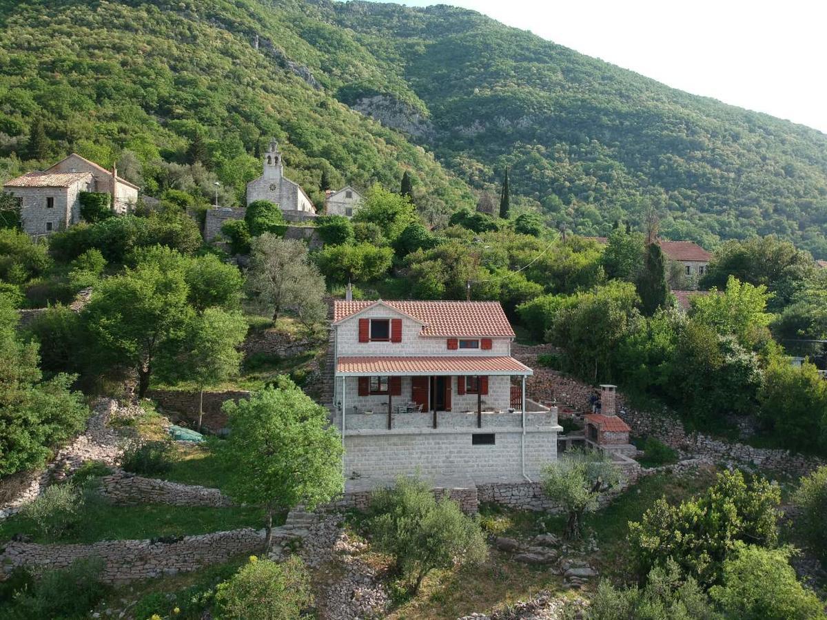 Casa Di Lukovic II Villa Tivat Exteriör bild